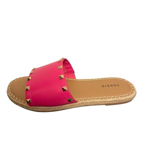 Torrid Hot Pink Studded Slides Size 9 NWT - Picture 1 of 5